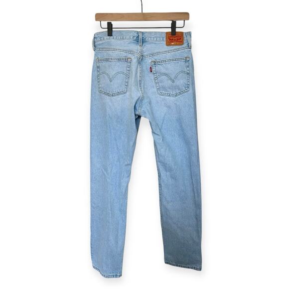 Levi Strauss & Co Women's 501 150th Anniversary Light Wash Floral Patch 29x30 - Picture 3 of 11